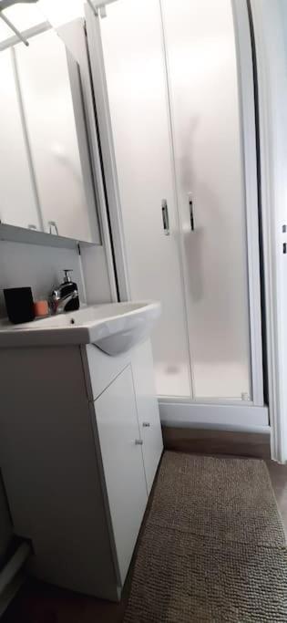 Rouen Le Jouvenet Au Calme Apartman Kültér fotó